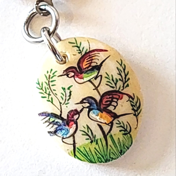 HANDPAINTED BIRD DESIGN EARRINGS - VINTAGE SCREWBACKS - Picture 4 of 8
